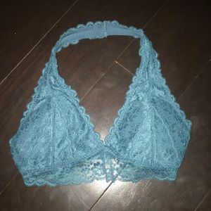 Hollister (Gilly Hicks) Sydney Halter Bralette